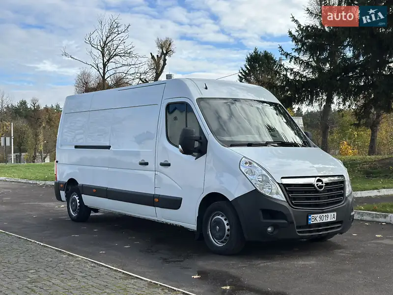 2017 opel movano