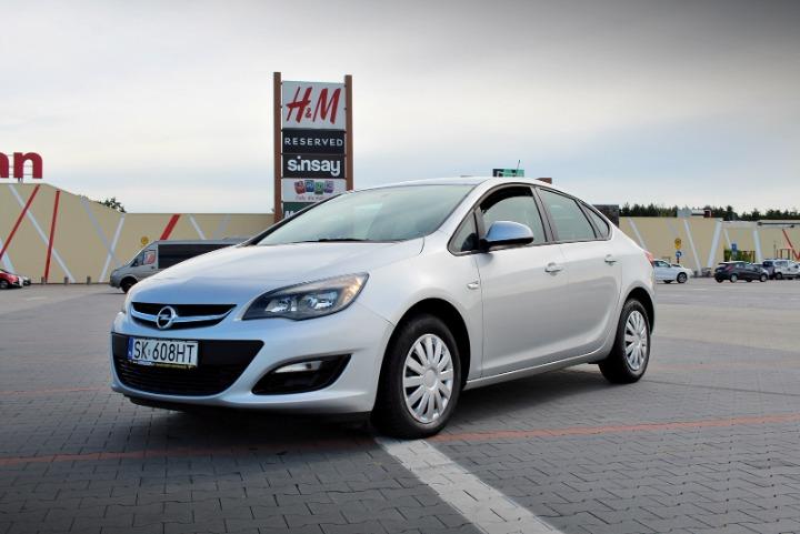 2015 opel astra