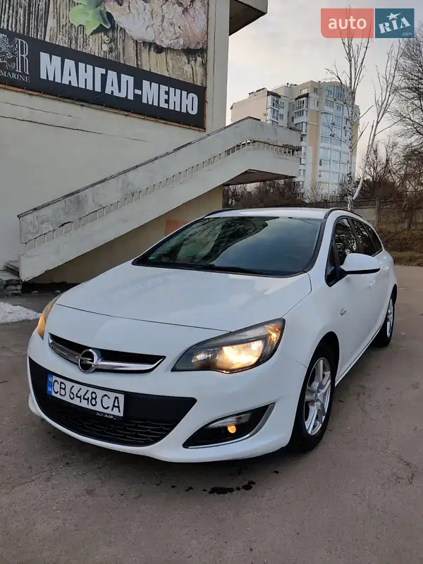 2013 opel astra