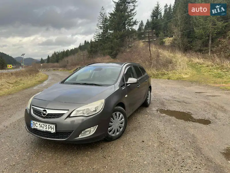 2011 opel astra sports tourer