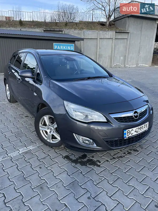 2010 opel astra