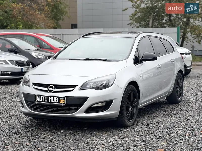 2013 opel astra sports tourer