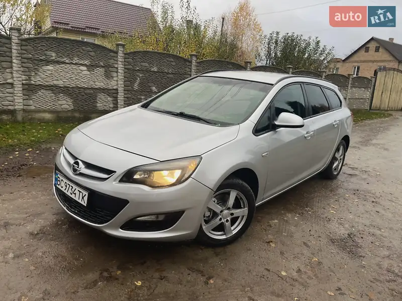 2014 opel astra