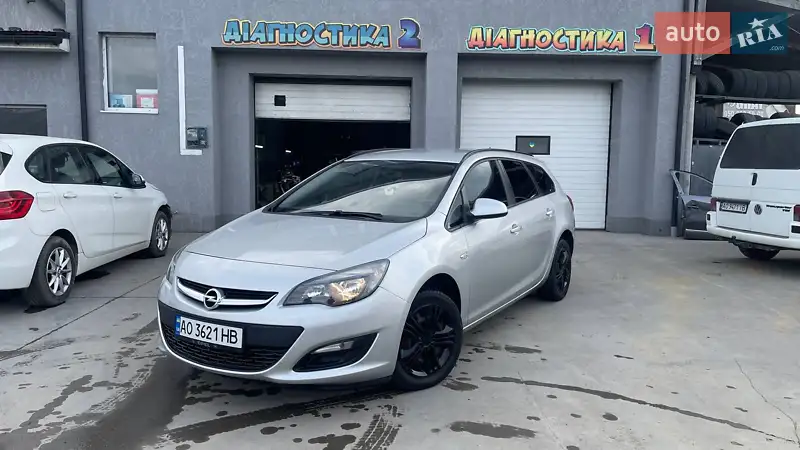 2013 opel astra