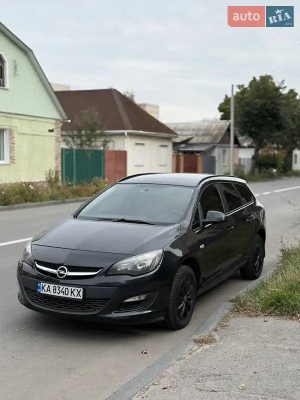 2012 opel astra sports tourer