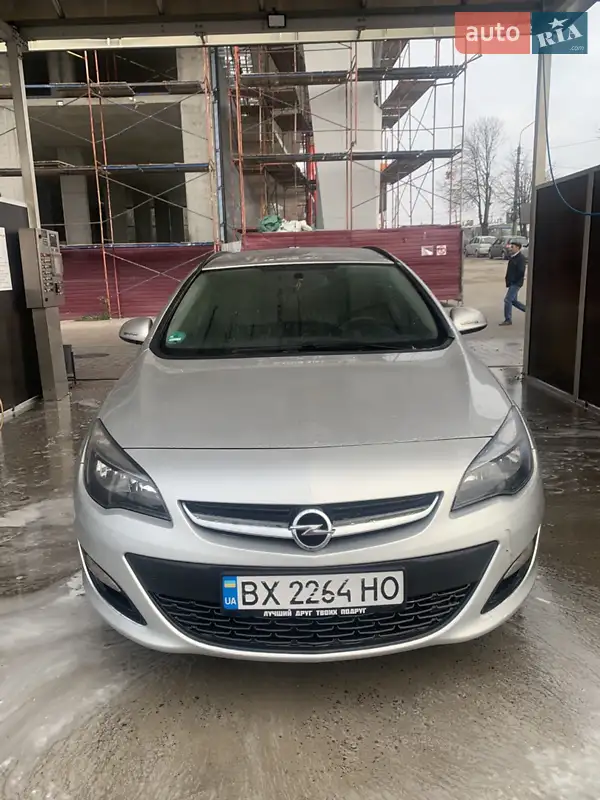2013 opel astra