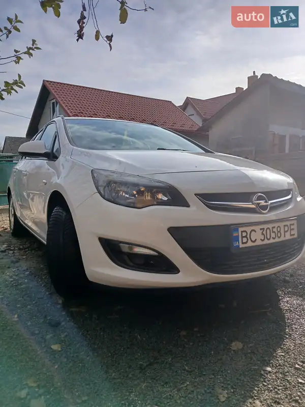 2015 opel astra