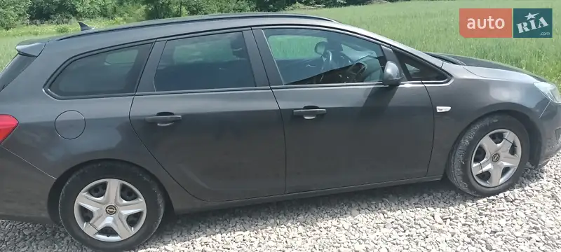 2014 opel astra