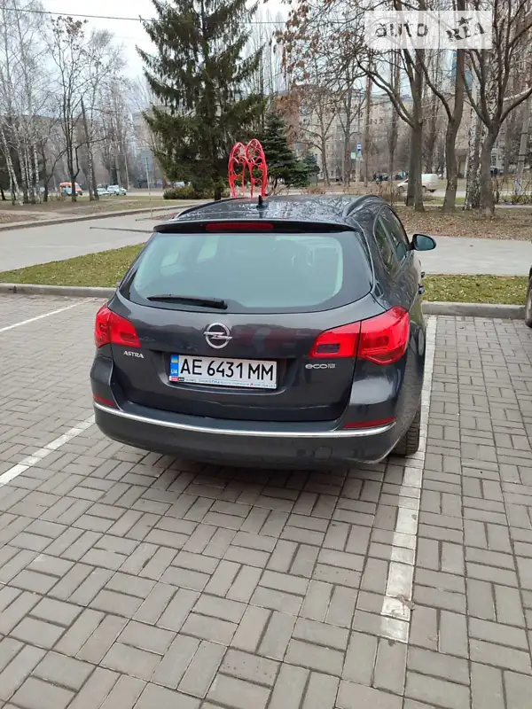 2014 opel astra sports tourer