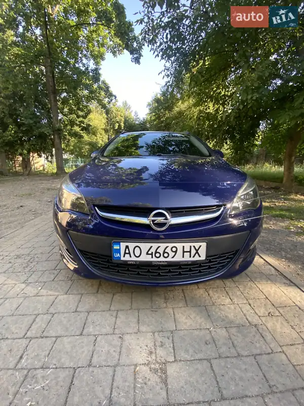2014 opel astra sports tourer