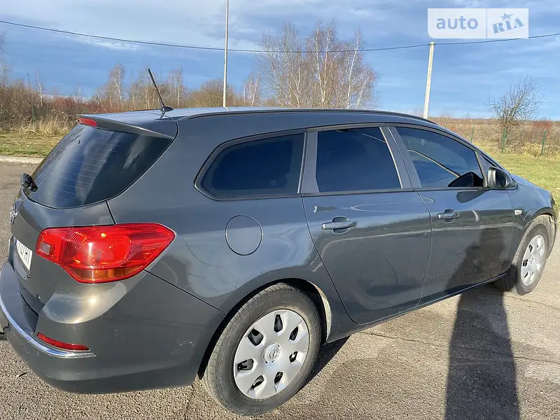2014 opel astra