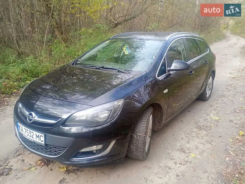 2013 opel astra sports tourer