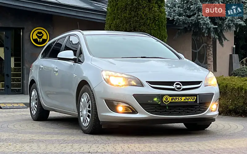 2013 opel astra sports tourer