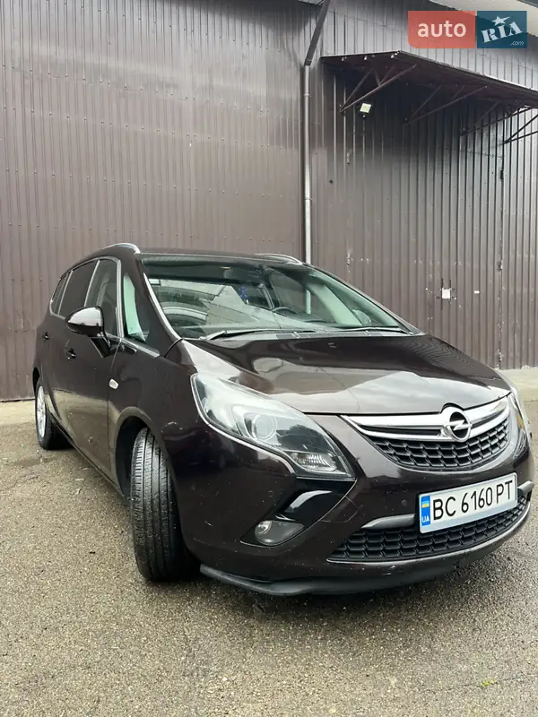 2014 opel zafira