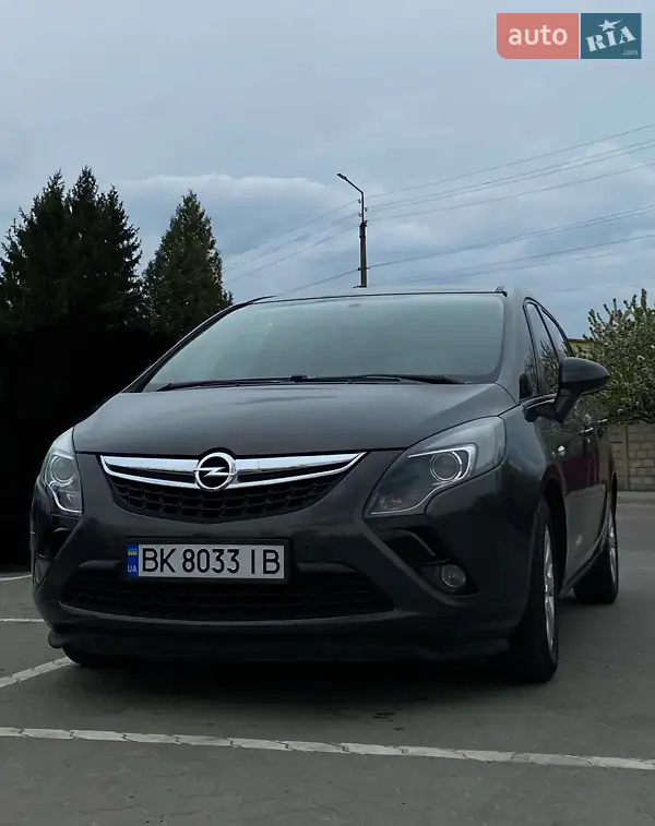 2016 opel zafira