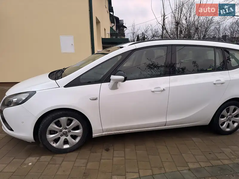 2016 opel zafira