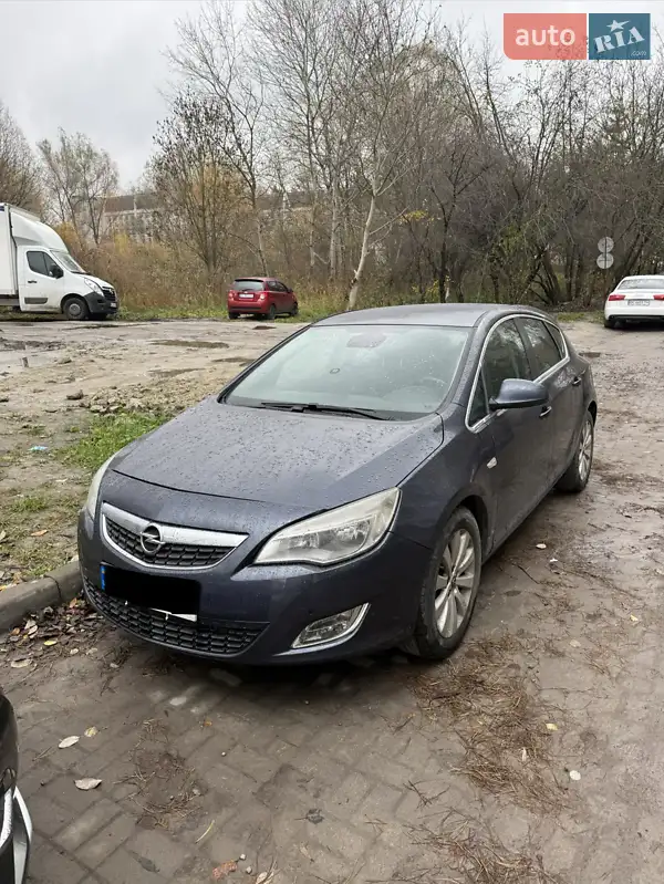 2010 opel astra