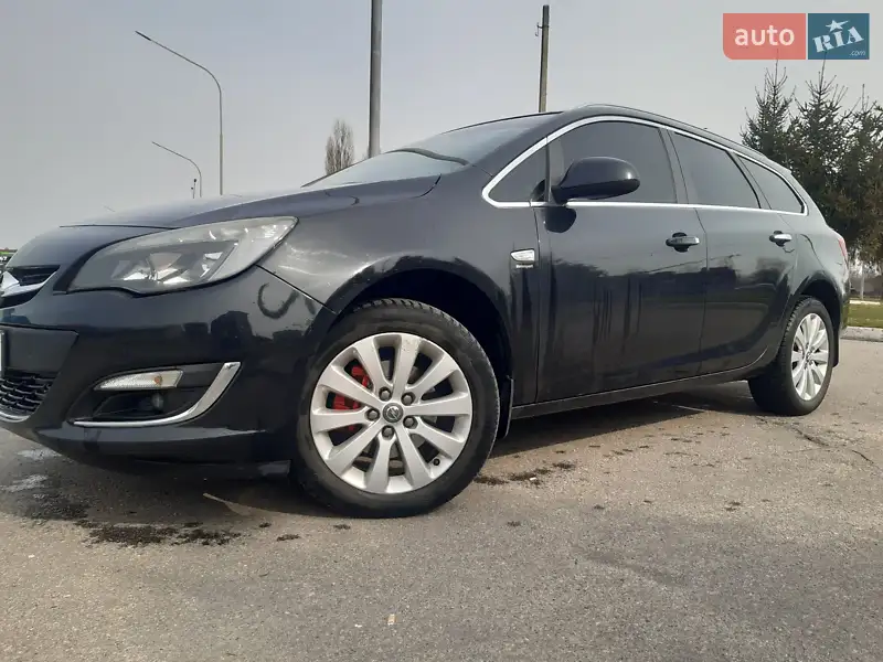 2012 opel astra sports tourer