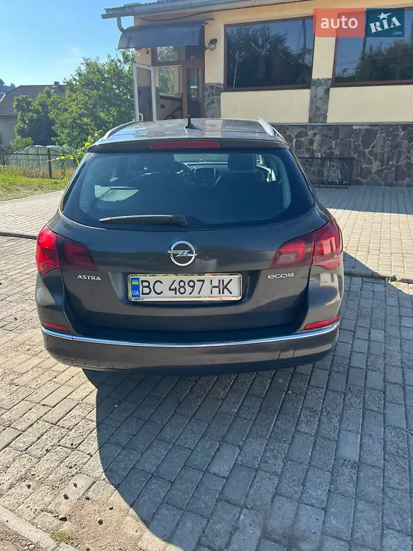 2014 opel astra sports tourer