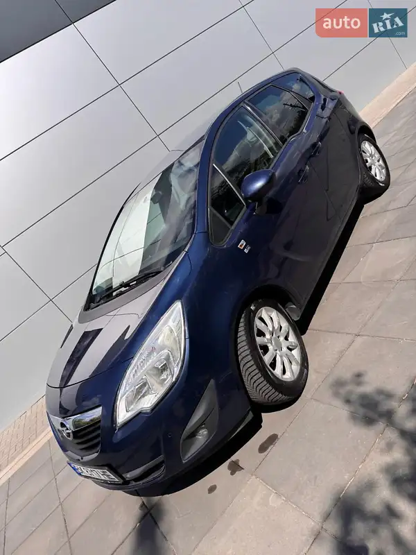 2012 opel meriva