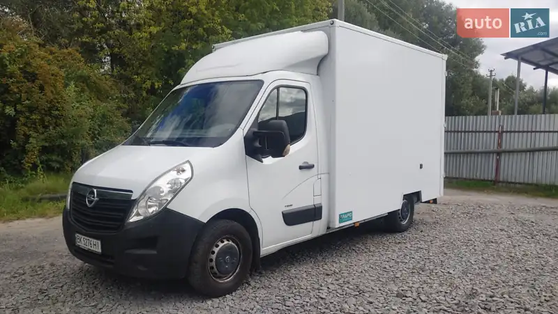 2017 opel movano