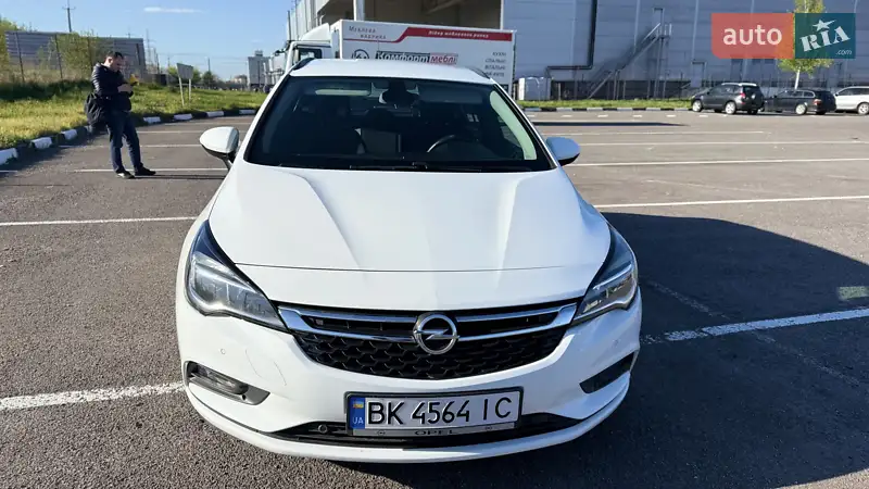 2019 opel astra