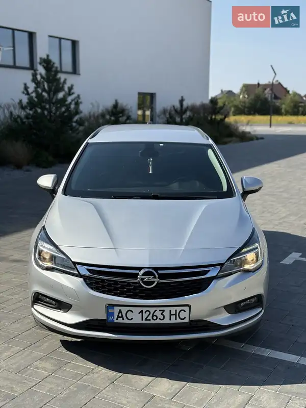2018 opel astra