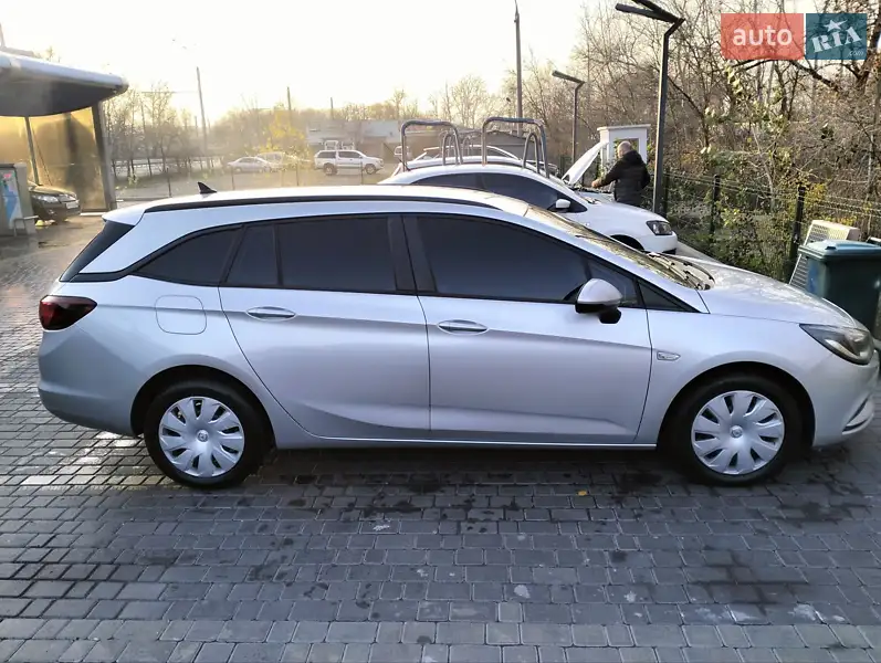 2018 opel astra sports tourer