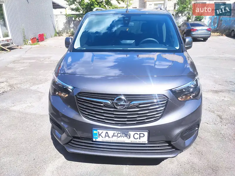 2020 opel combo