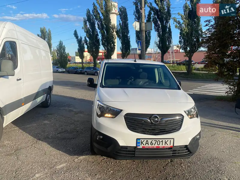 2024 opel combo