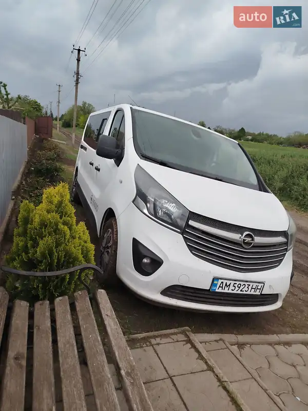 2018 opel vivaro