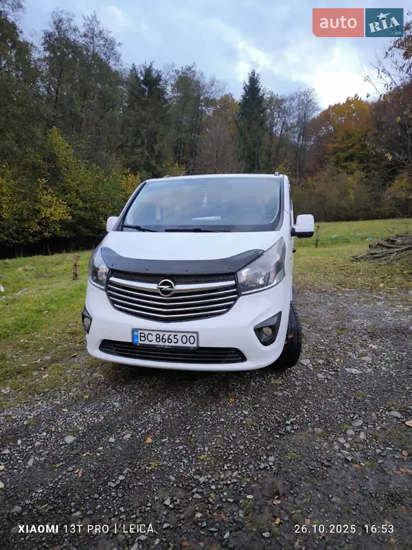 2017 opel vivaro