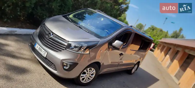 2017 opel vivaro