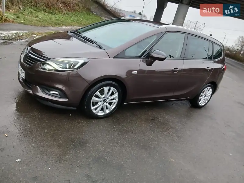 2018 opel zafira