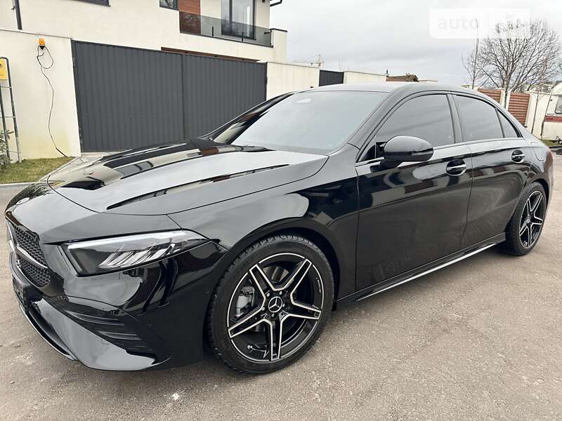 2023 mercedes-benz a 220