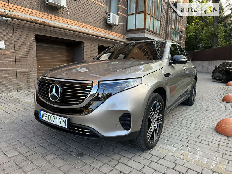 2022 mercedes-benz eqc 400