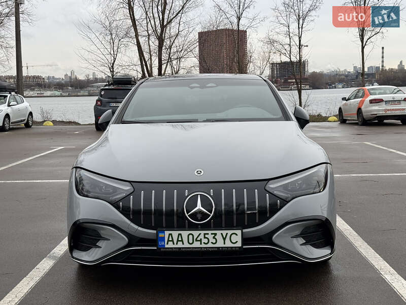 2022 mercedes-benz amg eqe 53