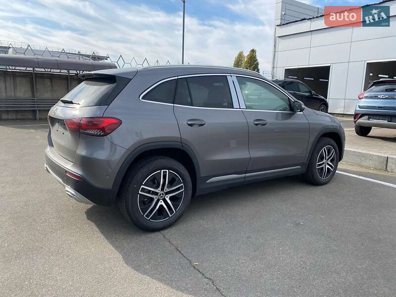2021 mercedes-benz gla 200