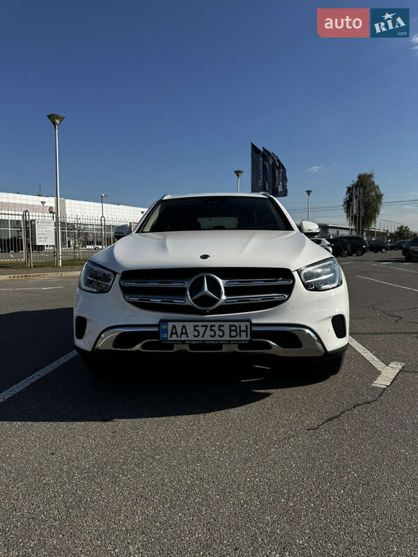 2020 mercedes-benz glc 200