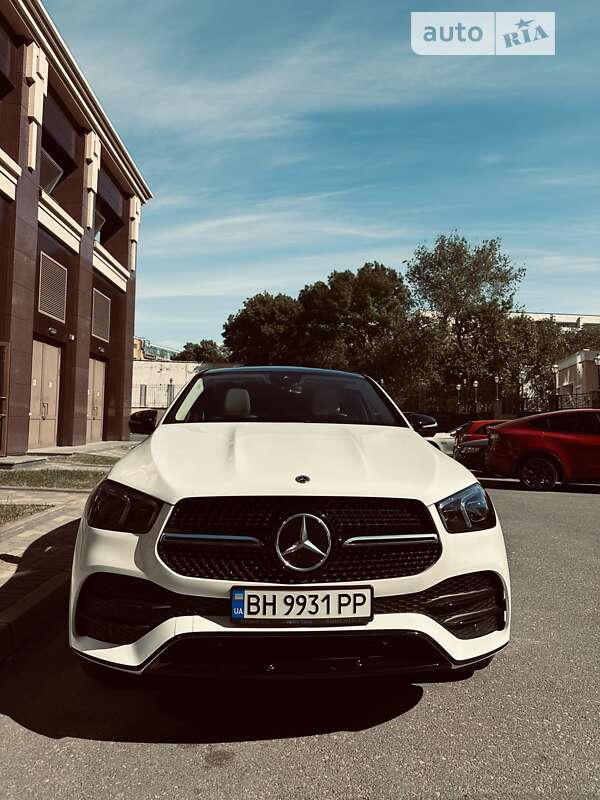 2022 mercedes-benz gle 300d coupe