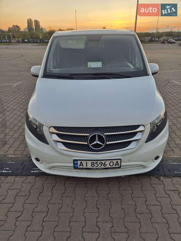 2021 mercedes-benz vito 114