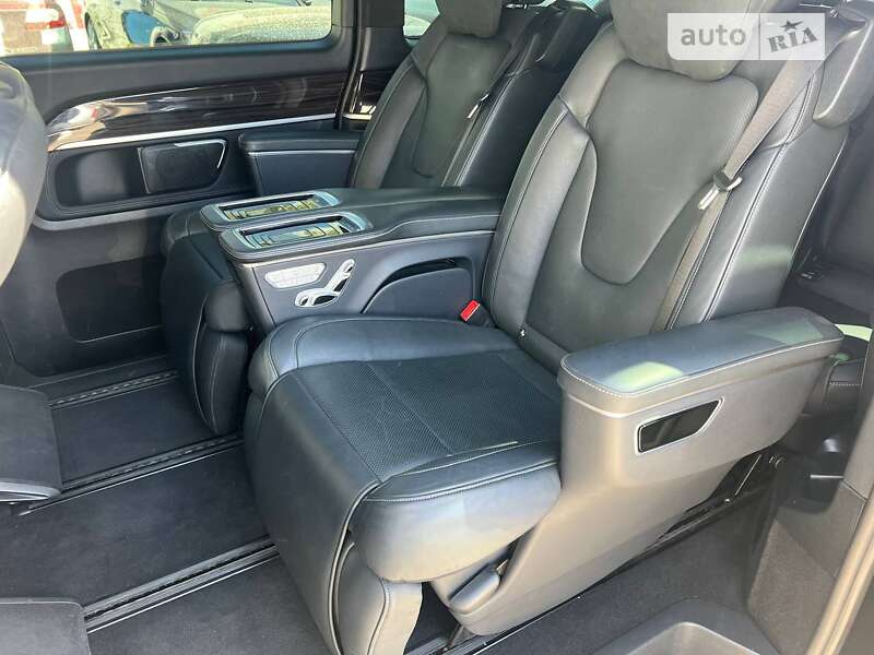 2021 mercedes-benz v 300 d