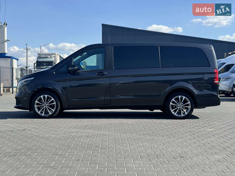 2023 mercedes-benz v 250