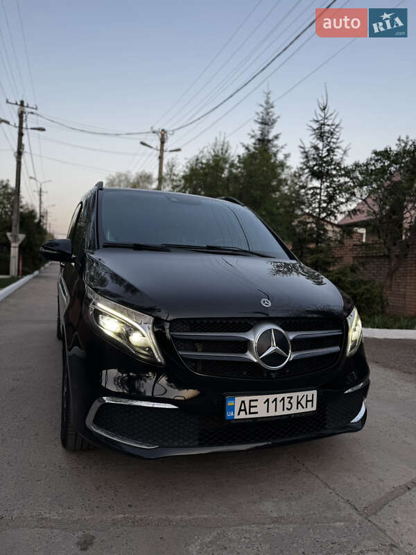 2021 mercedes-benz v-300-d