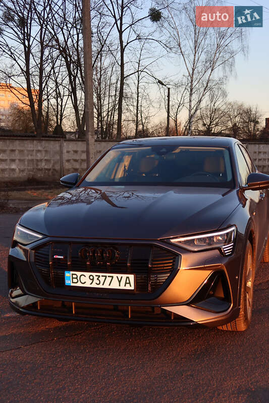 2020 audi e-tron