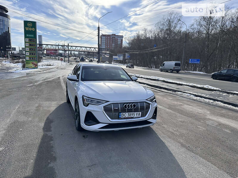 2020 audi e-tron