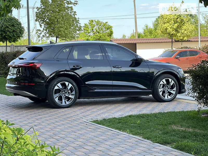2020 audi e-tron