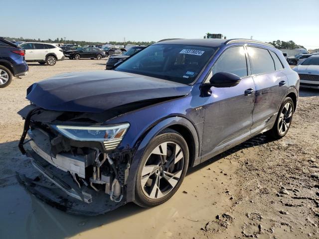 2022 AUDI e-tron