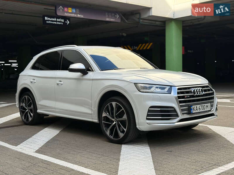 2019 audi sq5