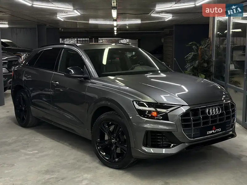 2019 audi q8